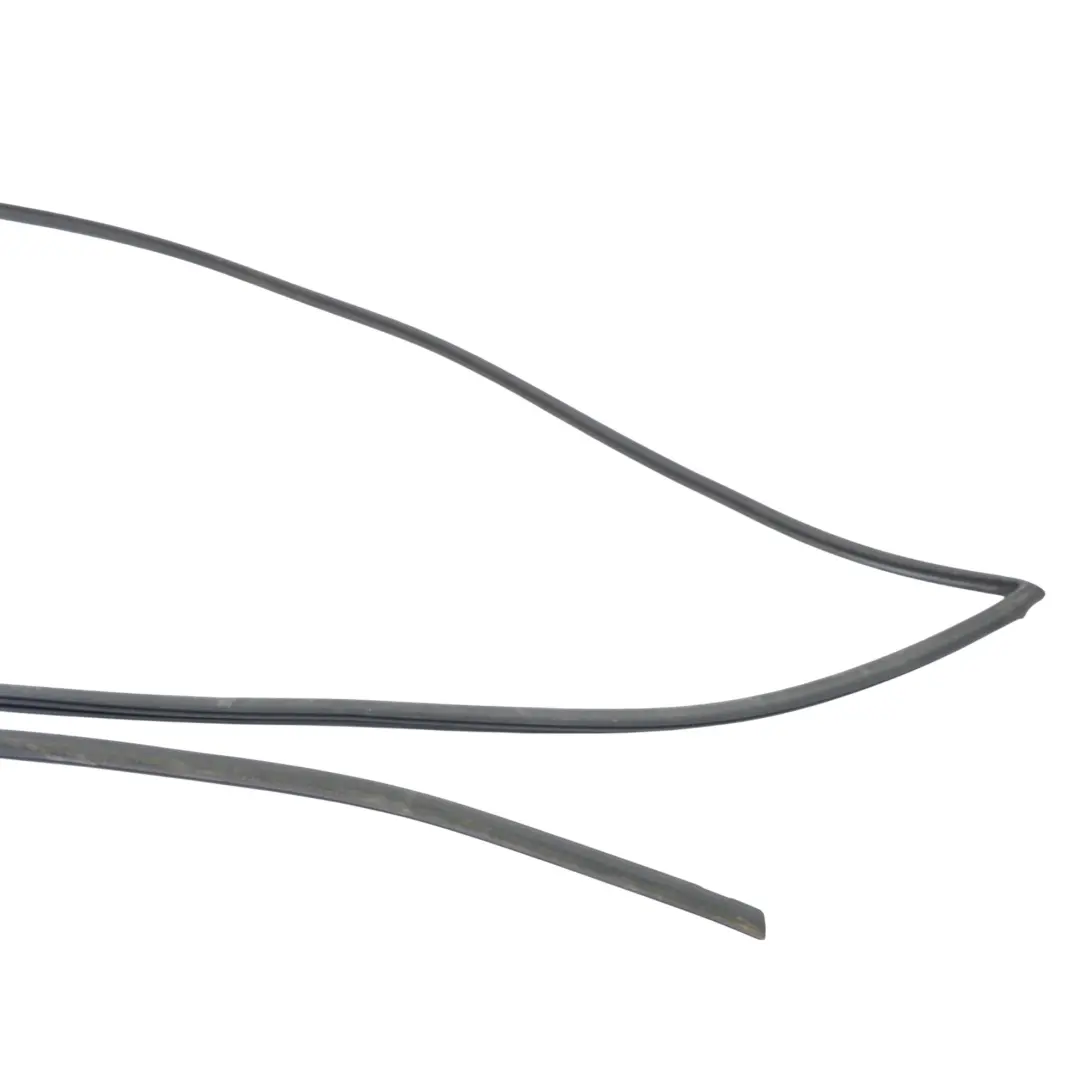 Range Rover L405 Sliding Roof Seal Sunroof Glass Sealing Gasket CPLA-502D58-AA - SKU LR084562 - Part number LR084562