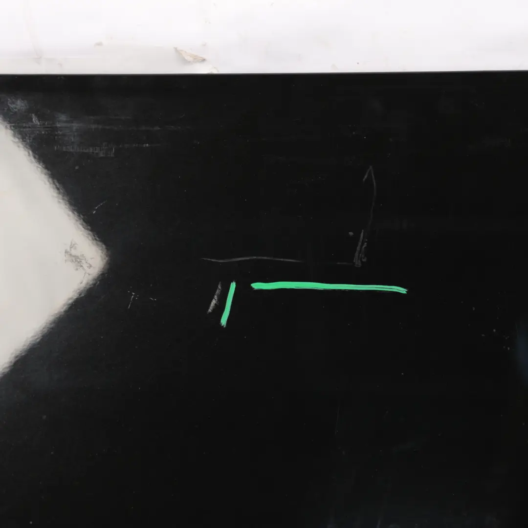 Tail Spoiler Cover Santorini Black - 820 to Land Rover Discovery Sport L550 Rear with Part number LR094264 Land Rover Discovery Sport L550 Rear Tail Spoiler Cover Santorini Black - 820 - SKU LR094264-SAB - Part number LR094264