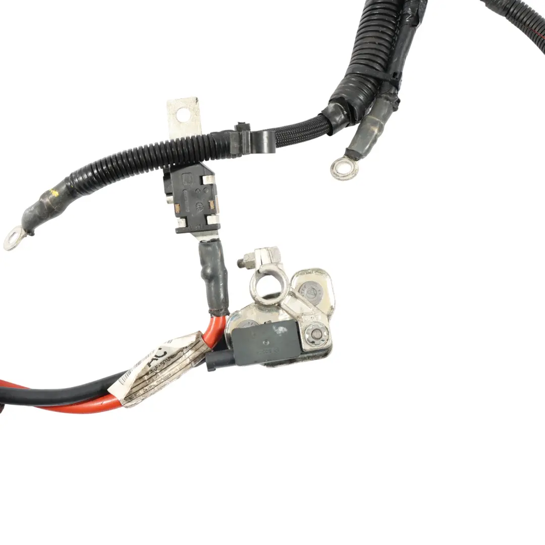 Positive Battery Wire Cable Loom HK7214A280AC to Land Rover Discovery Sport L550 with Part number LR096090 Land Rover Discovery Sport L550 Positive Battery Wire Cable Loom HK7214A280AC - SKU LR096090 - Part number LR096090