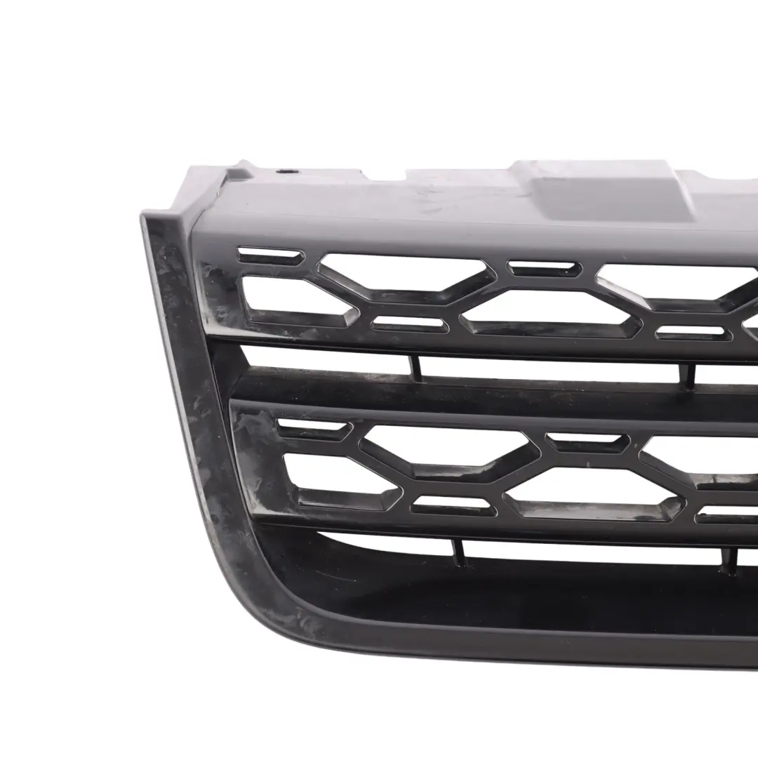 Radiator Panel Grille Santorini Black - 820 to Land Rover Discovery Sport L550 with Part number LR097951 Land Rover Discovery Sport L550 Radiator Panel Grille Santorini Black - 820 - SKU LR097951-SAB - Part number LR097951