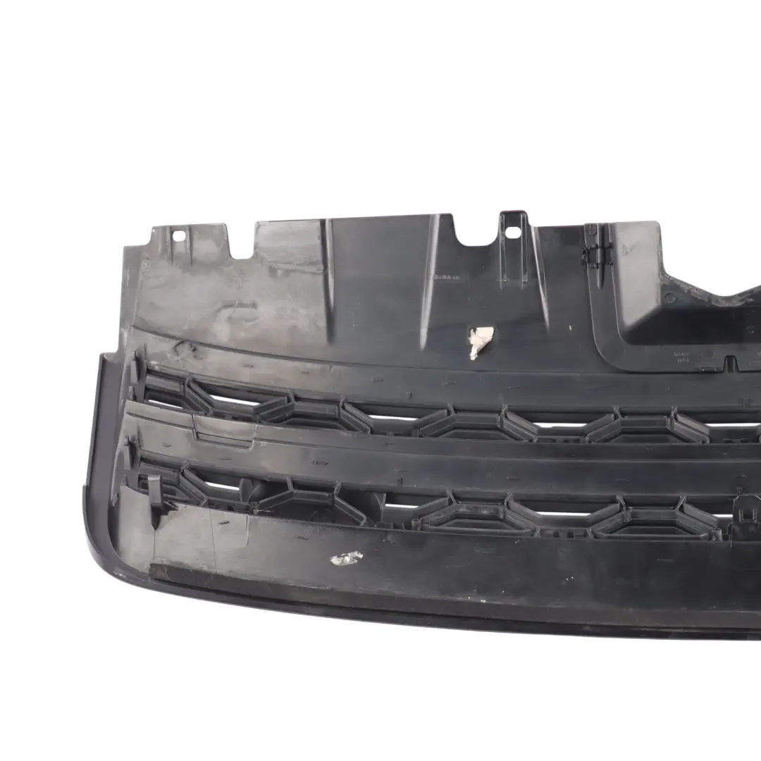 Radiator Panel Grille Santorini Black - 820 to Land Rover Discovery Sport L550 with Part number LR097951 Land Rover Discovery Sport L550 Radiator Panel Grille Santorini Black - 820 - SKU LR097951-SAB - Part number LR097951