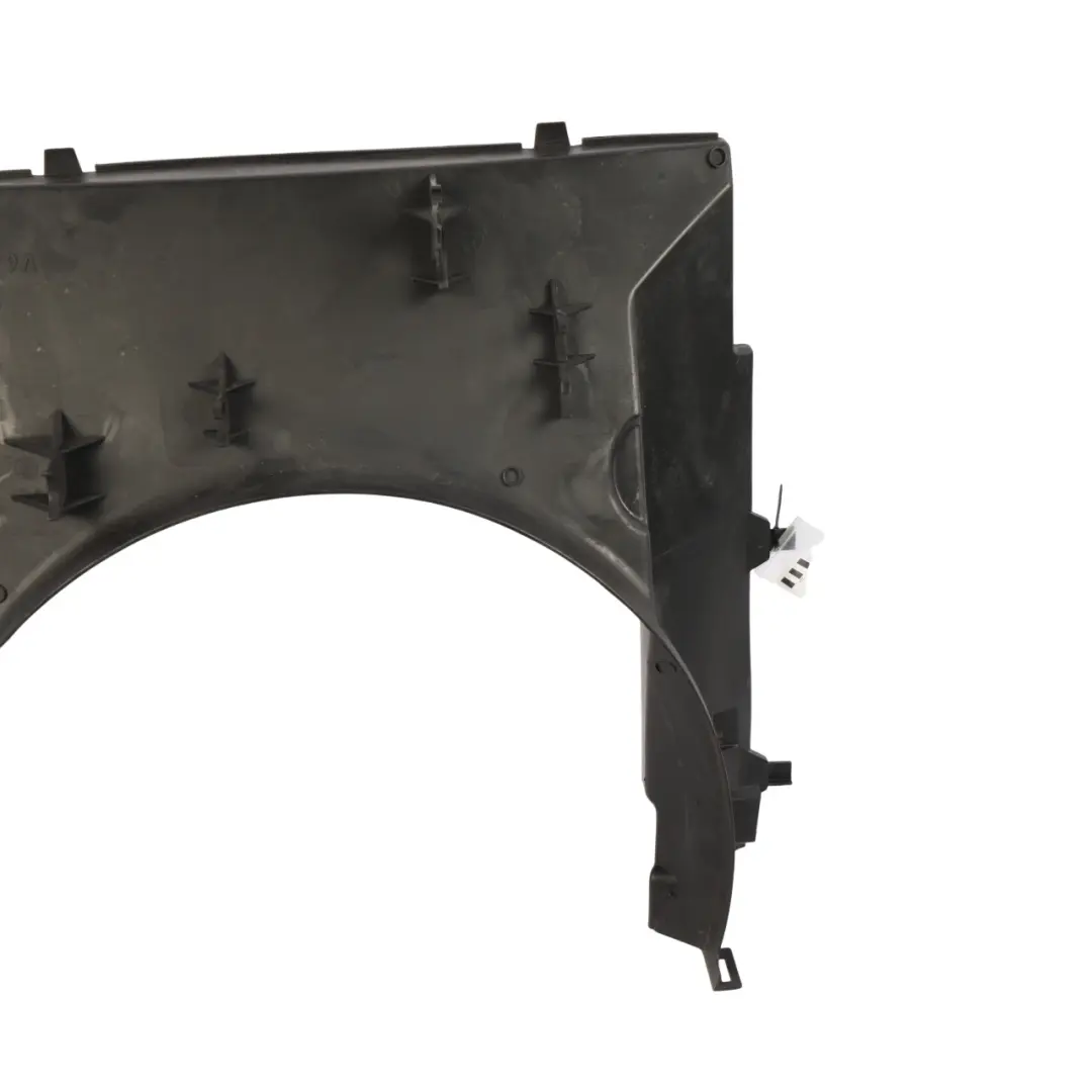 León Tapa Ventilador Carenado para Land Rover Discovery 4 L319 2.7 V6 con número de pieza PGK500095 Land Rover Discovery 4 L319 2.7 V6 León Tapa Ventilador Carenado - SKU PGK500095 - Número de pieza PGK500095