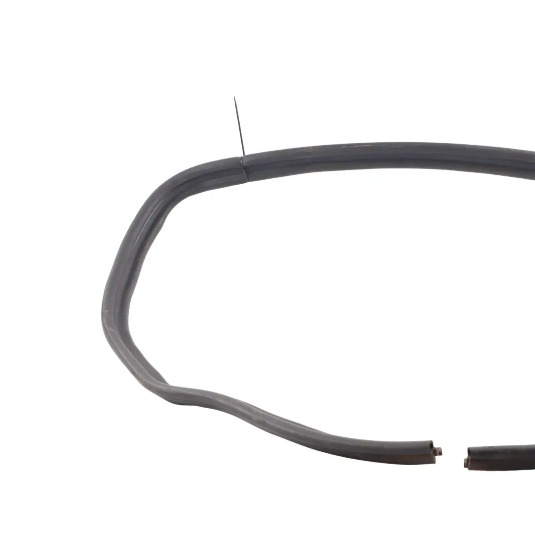 W452 Bonnet Hood Front Lid Seal to Smart with Part number Q0009323V005000000 Smart W452 Bonnet Hood Front Lid Seal - SKU Q0009323V005000000 - Part number Q0009323V005000000