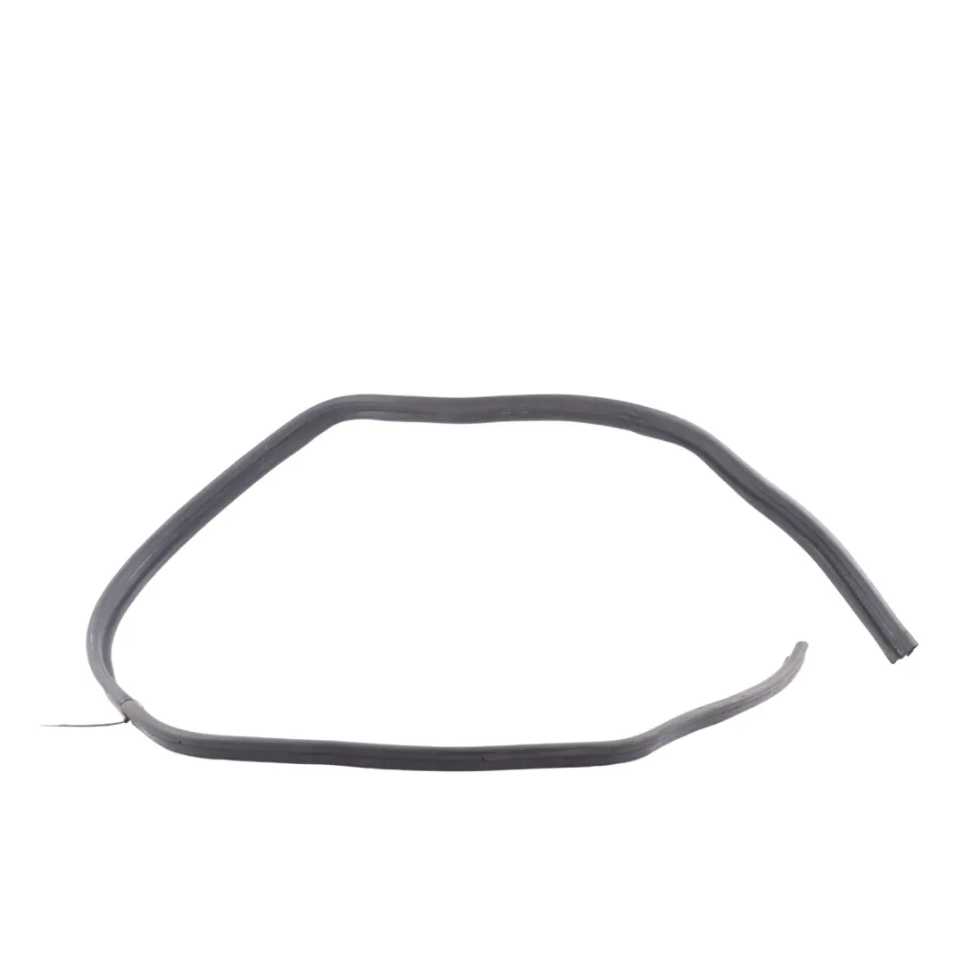 W452 Bonnet Hood Front Lid Seal to Smart with Part number Q0009323V005000000 Smart W452 Bonnet Hood Front Lid Seal - SKU Q0009323V005000000 - Part number Q0009323V005000000