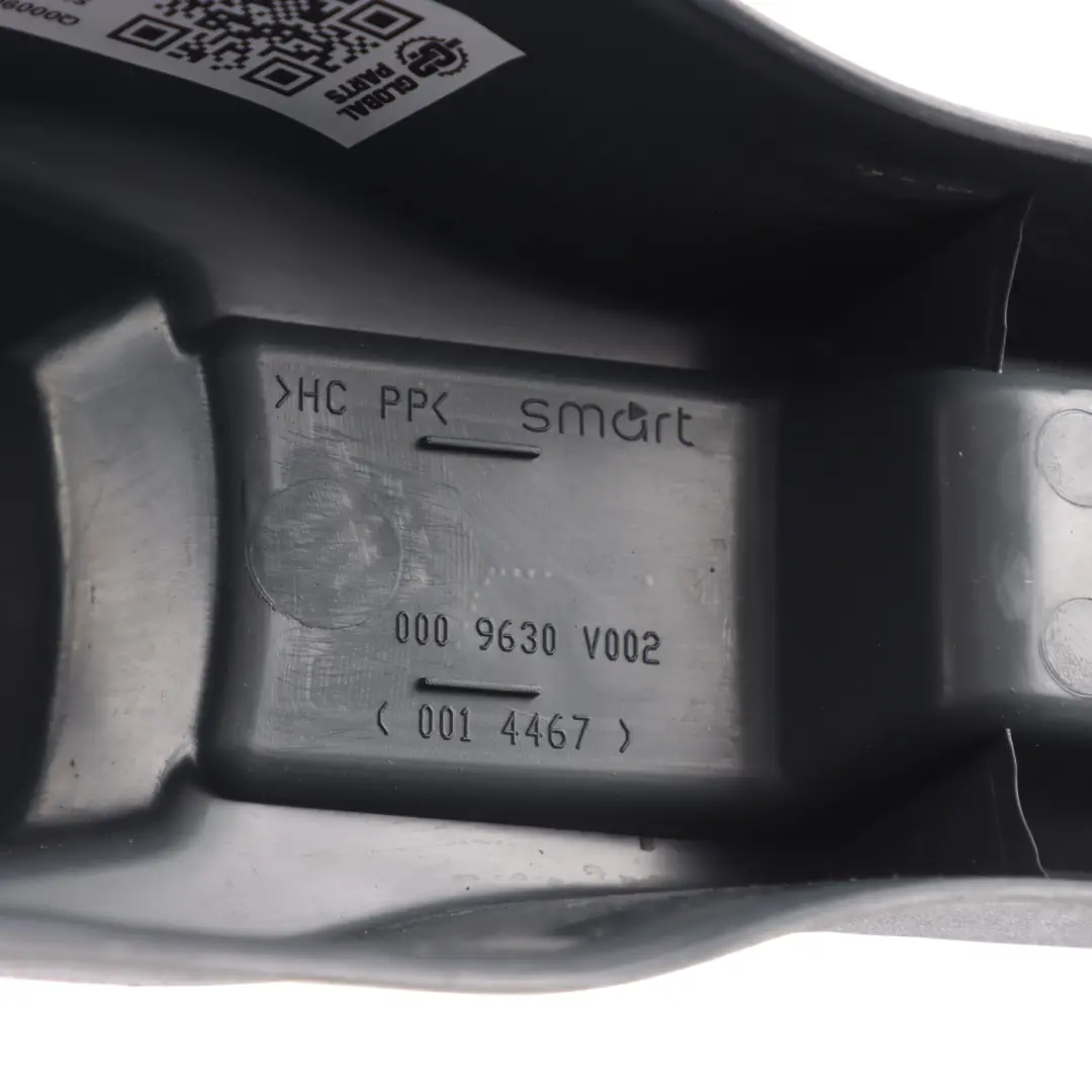 W452 Centre Console Trim Panel Surround Cover 0009630V002 to Smart Roadster with Part number Q0009630V004 Smart Roadster W452 Centre Console Trim Panel Surround Cover 0009630V002 - SKU Q0009630V004 - Part number Q0009630V004