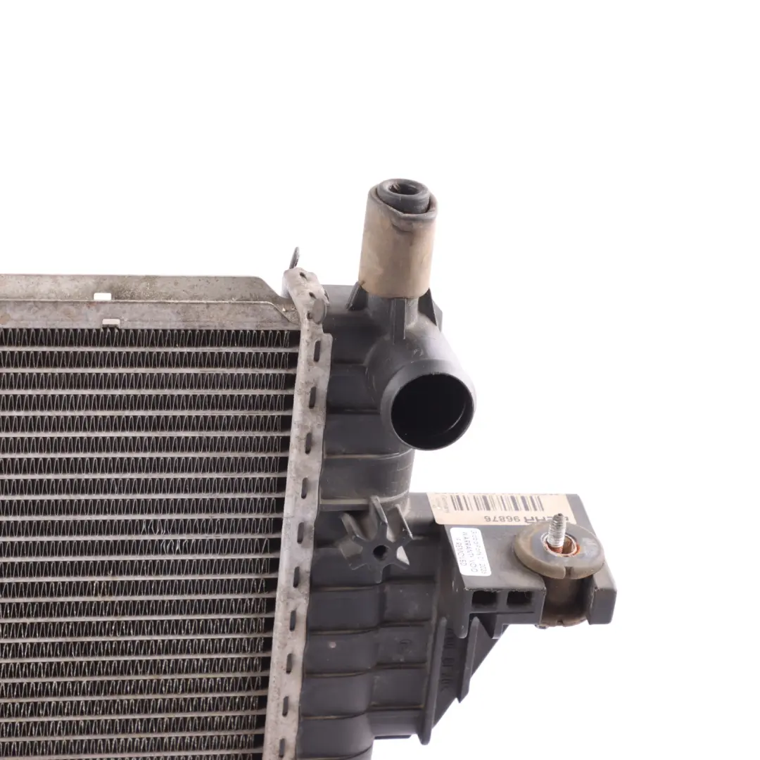 W452 Roadster Radiator to Smart with Part number Q0010033V003 Smart W452 Roadster Radiator - SKU Q0010033V003 - Part number Q0010033V003