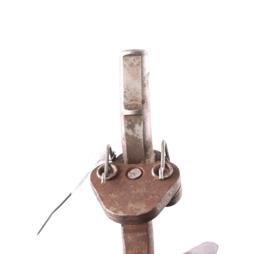 Steering Column Shaft Upper Joint to Land Rover Discovery IV L319 with Part number QLB500070 Land Rover Discovery IV L319 Steering Column Shaft Upper Joint - SKU QLB500070 - Part number QLB500070