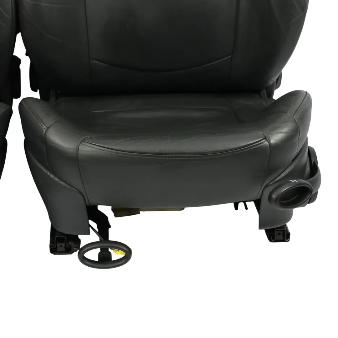 Fotel Fotele Skóra Sport Gravity do Mini Cooper R52 o numerze 7155100 Mini Cooper R52 Fotel Fotele Skóra Sport Gravity - SKU R52-SPORT-LEATHER-GRAVITY-SEATS-T6PN - Numer Części 7155100