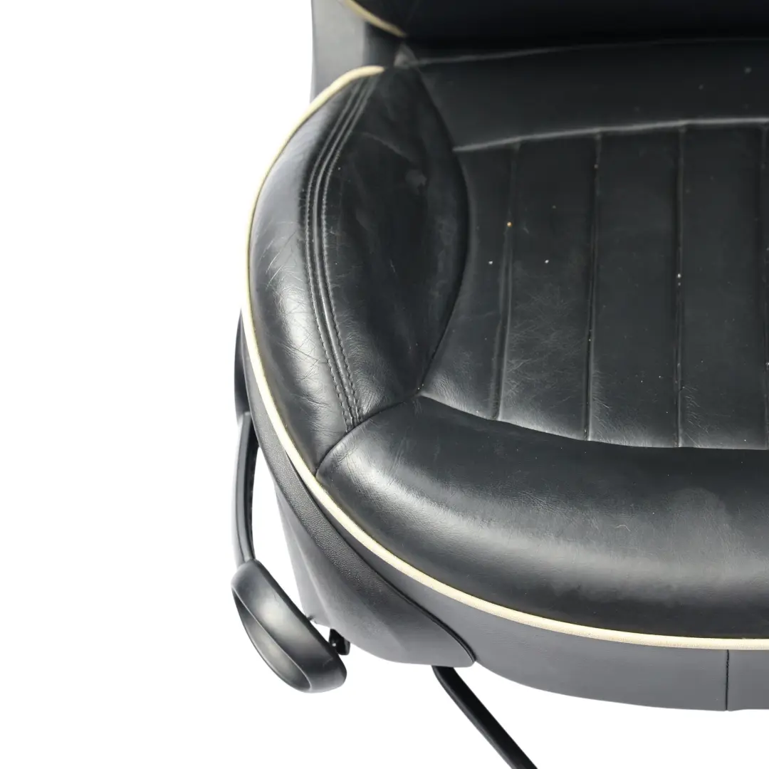 Komplet Foteli Sport Skórzanych Czarnych Skóra Lounge do Mini R55 Cooper One o numerze 7270324 Mini R55 Cooper One Komplet Foteli Sport Skórzanych Czarnych Skóra Lounge - SKU R55-SEATS-SPORT-LEATHER-SET-T9E1 - Numer Części 7270324