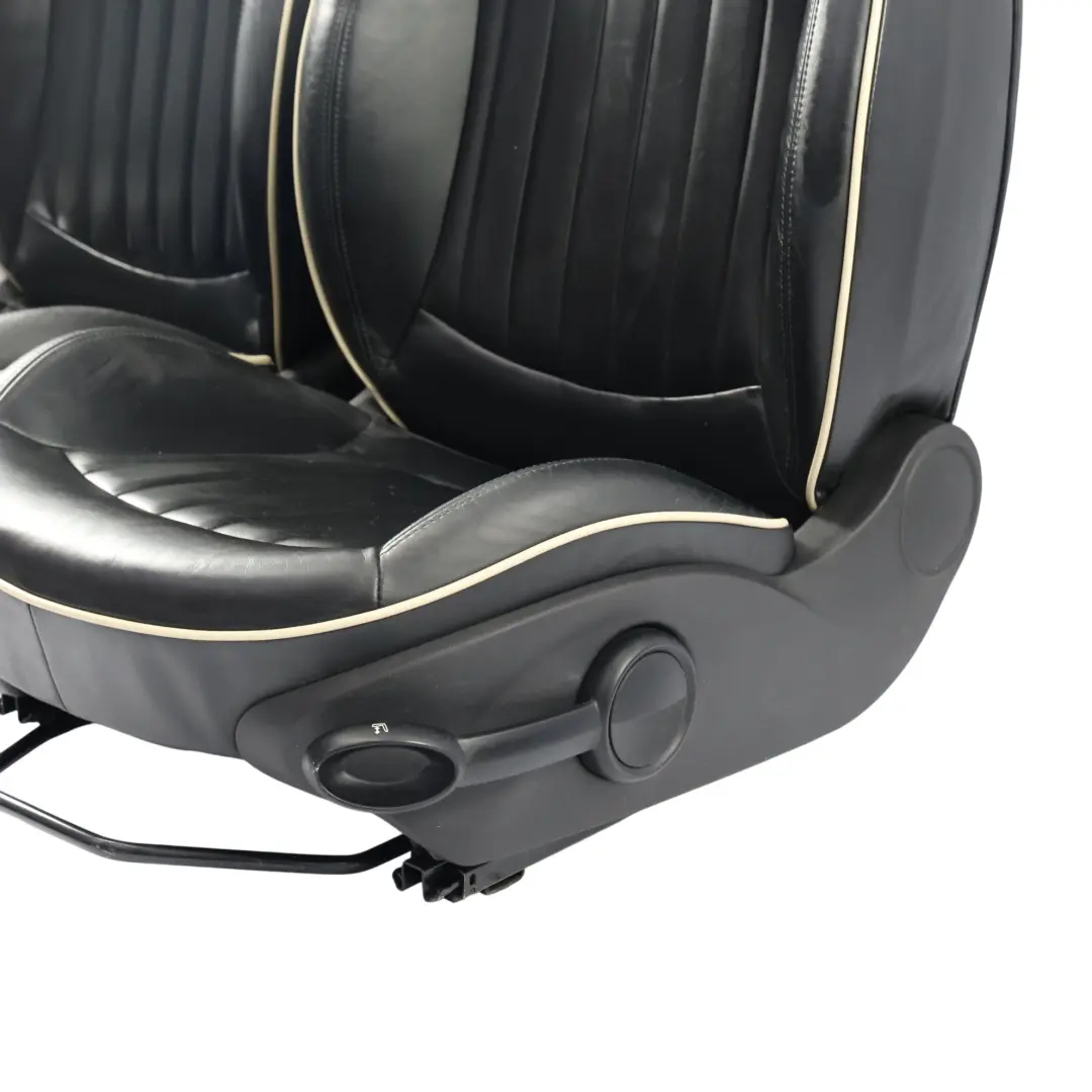 Komplet Foteli Sport Skórzanych Czarnych Skóra Lounge do Mini R55 Cooper One o numerze 7270324 Mini R55 Cooper One Komplet Foteli Sport Skórzanych Czarnych Skóra Lounge - SKU R55-SEATS-SPORT-LEATHER-SET-T9E1 - Numer Części 7270324