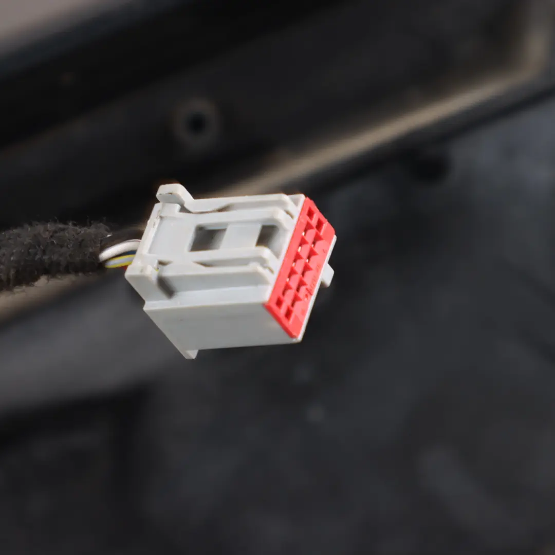 Side Wing Mirror Frozen White - Z2 Left N/S 2318005 to Ford Transit Custom with Part number 2564205 Ford Transit Custom Side Wing Mirror Frozen White - Z2 Left N/S 2318005 - SKU RHD-2564205-FW - Part number 2564205