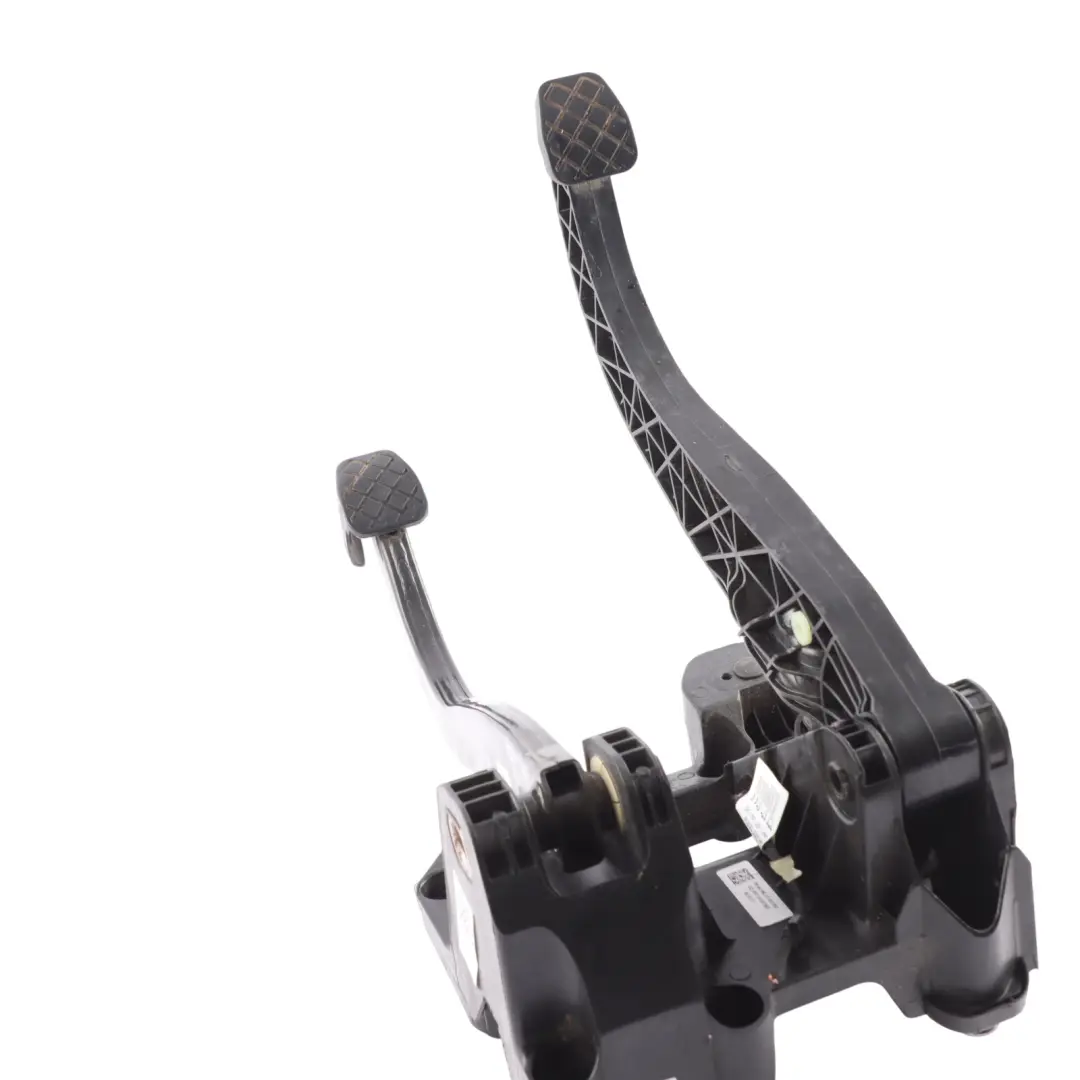 Brake Clutch Pedal Cluster D Box to Volkswagen Crafter Sy with Part number 2N2721031 Volkswagen Crafter Sy Brake Clutch Pedal Cluster D Box - SKU RHD-2N2721031 - Part number 2N2721031