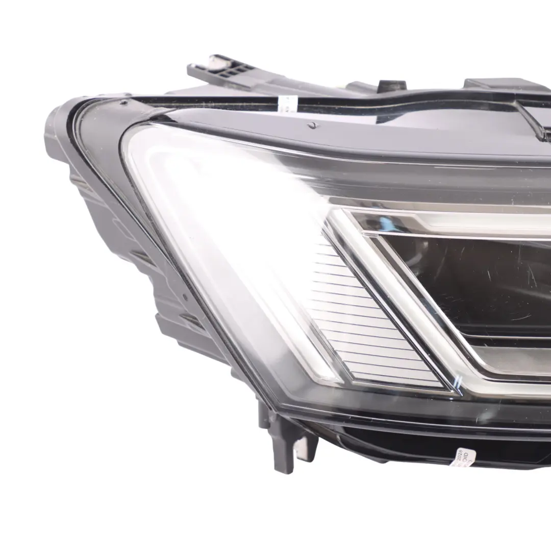 Headlight Headlamp Light Front Right O/S LED Matrix to Audi A6 C8 with Part number 4K0941040A Audi A6 C8 Headlight Headlamp Light Front Right O/S LED Matrix - SKU RHD-4K0941040A-1 - Part number 4K0941040A