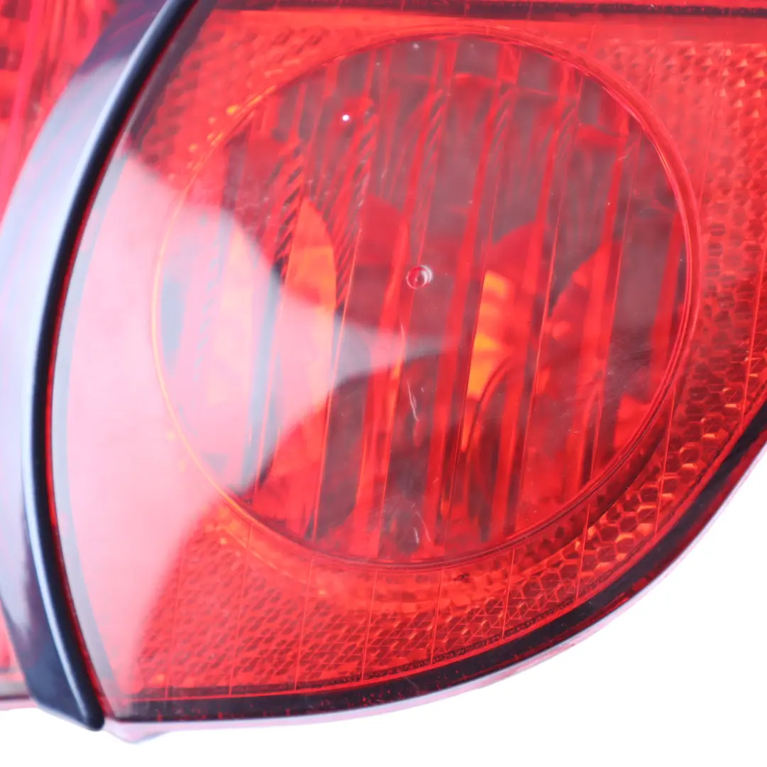 Tail Light Lamp Right Rear O/S Toledoblau Metallic - 482 to BMW Z4 E85 Rear with Part number 7165724 BMW Z4 E85 Rear Tail Light Lamp Right Rear O/S Toledoblau Metallic - 482 - SKU RHD-7165724-TDB - Part number 7165724