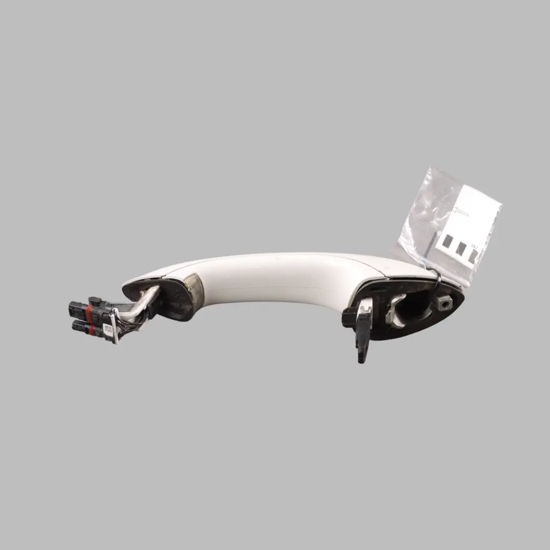 Door Grab Handle Keyless Rear Right O/S Alpinweiss 3 - 300 to BMW F01 F02 F10 with Part number 7249980 BMW F01 F02 F10 Door Grab Handle Keyless Rear Right O/S Alpinweiss 3 - 300 - SKU RHD-7249980-AW - Part number 7249980