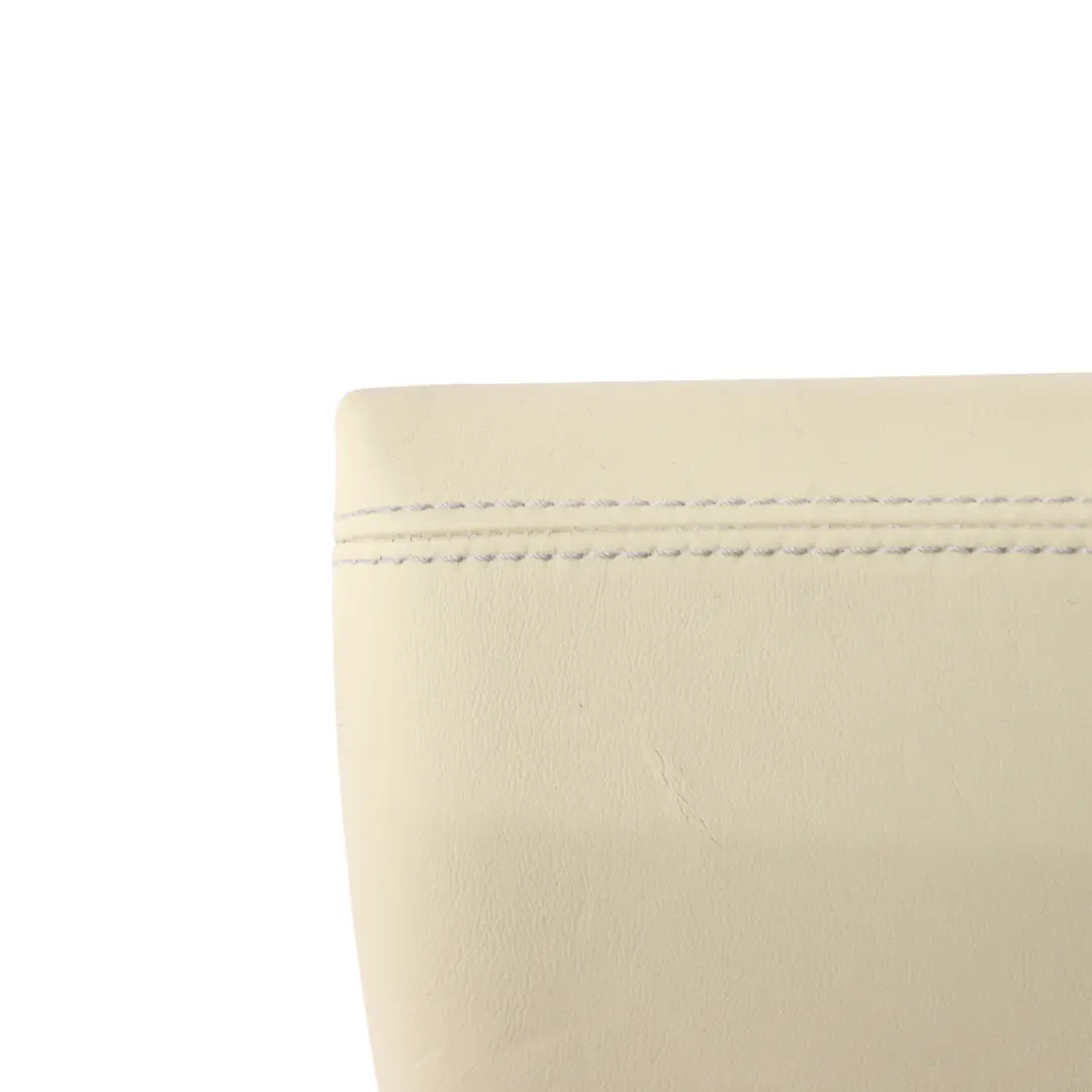 Glovebox Door Panel Cover Leather Champagner Individual to BMW 7 F01 F02 with Part number 7979071 BMW 7 F01 F02 Glovebox Door Panel Cover Leather Champagner Individual - SKU RHD-7979071 - Part number 7979071