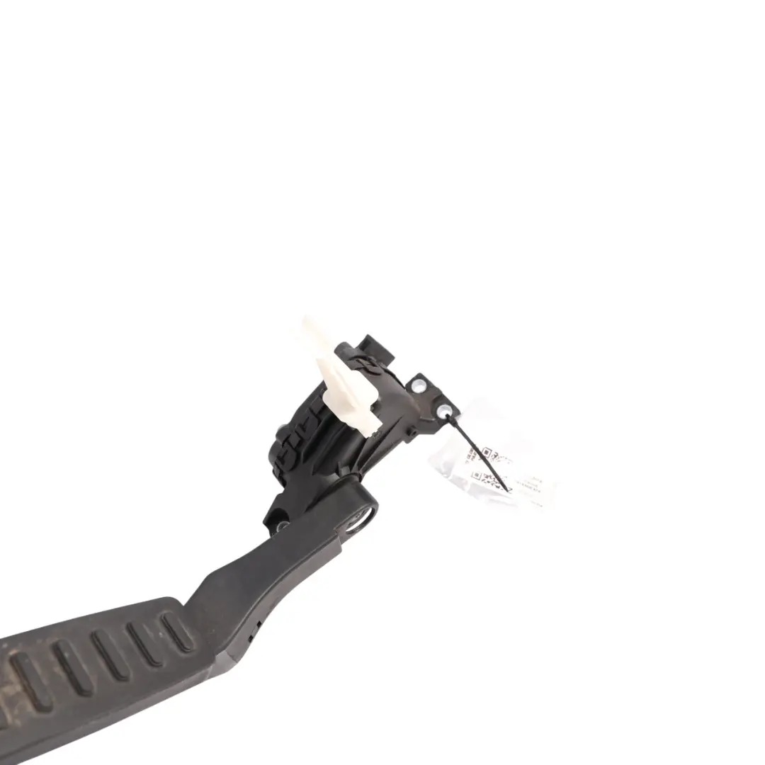 Throttle Pedal Accelerator Gas Pedal Assembly to Porsche Cayenne 955 9PA with Part number 7L0723507A Porsche Cayenne 955 9PA Throttle Pedal Accelerator Gas Pedal Assembly - SKU RHD-7L0723507A - Part number 7L0723507A