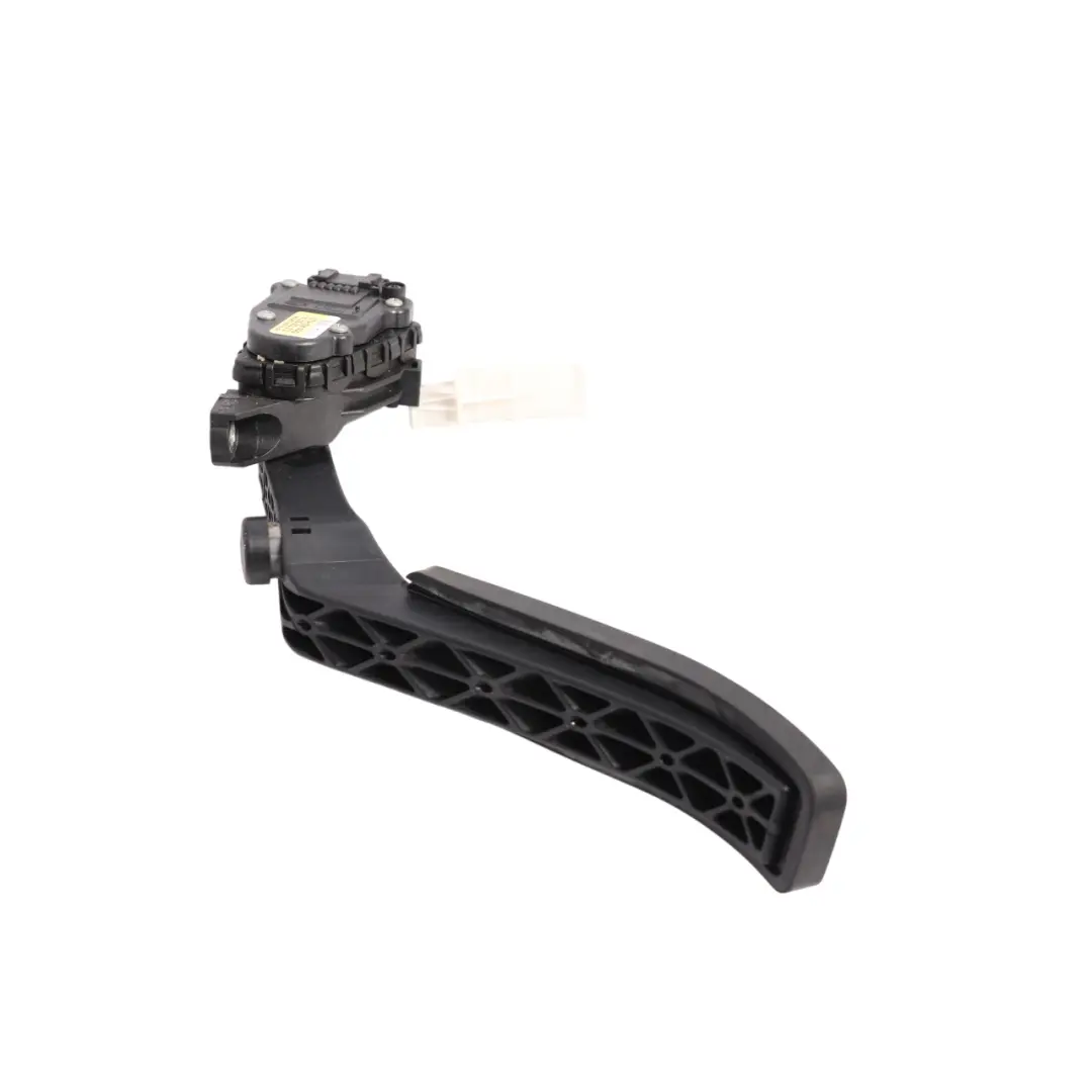 Throttle Pedal Accelerator Gas Pedal Assembly to Porsche Cayenne 955 9PA with Part number 7L0723507A Porsche Cayenne 955 9PA Throttle Pedal Accelerator Gas Pedal Assembly - SKU RHD-7L0723507A - Part number 7L0723507A