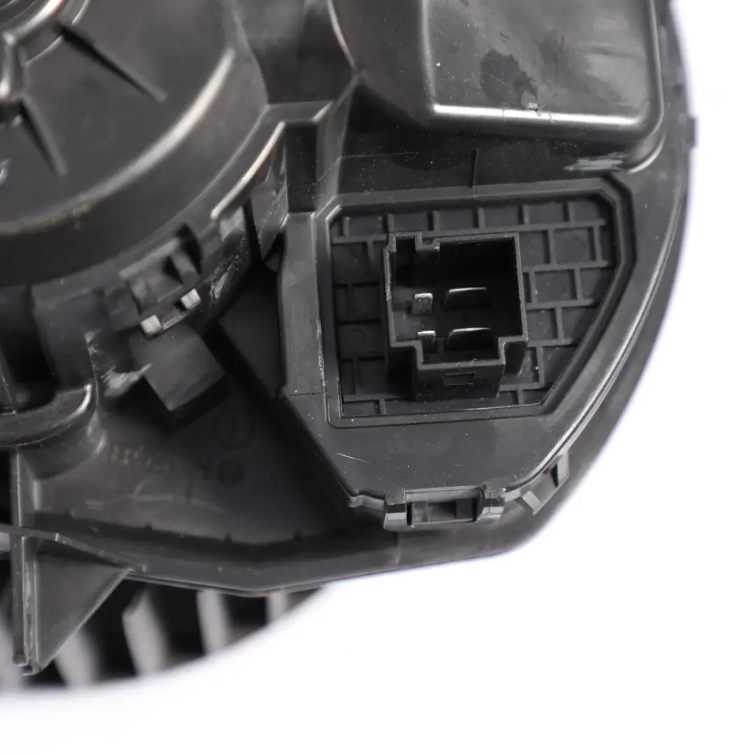 7P Heater Blower Motor Fan Resistor Unit to VW Volkswagen Touareg with Part number 7P0820021G VW Volkswagen Touareg 7P Heater Blower Motor Fan Resistor Unit - SKU RHD-7P0820021G - Part number 7P0820021G