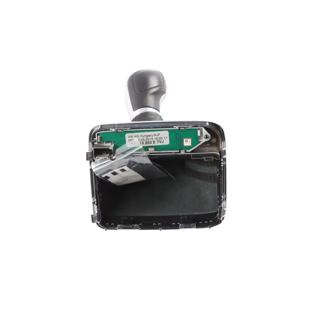 7P Selector Lever Gear Knob Automatic Leather to Volkswagen Touareg with Part number 7P2713203E Volkswagen Touareg 7P Selector Lever Gear Knob Automatic Leather - SKU RHD-7P2713203E - Part number 7P2713203E