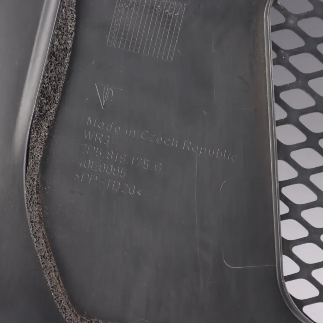 Windscreen Wiper Panel Cover Front Left N/S to Porsche Cayenne 92A with Part number 7P5819175G Porsche Cayenne 92A Windscreen Wiper Panel Cover Front Left N/S - SKU RHD-7P5819175G - Part number 7P5819175G