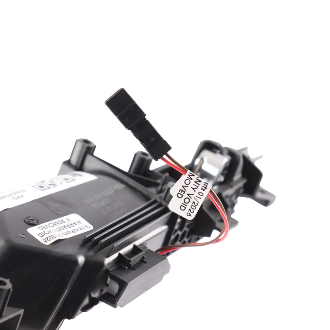 Poignée De Porte Intérieure Ouverture Avant/Arrière Droite pour Audi Q3 F3 à propos du numéro de pièce 83A837020F Audi Q3 F3 Poignée De Porte Intérieure Ouverture Avant/Arrière Droite - SKU 83A837020G - Numéro de pièce 83A837020F