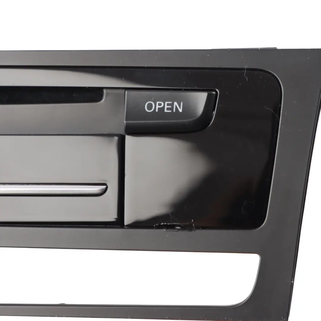 Audi A4 B8 Multimedia Stereo Sat Nav SD CD Player Radio Head Unit - SKU RHD-8R2035666J-1 - Part number 8R2035666J