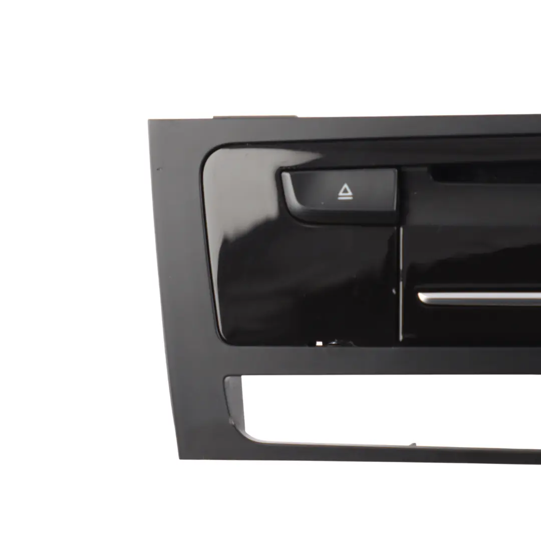 Multimedia Stereo Sat Nav SD CD Player Radio Head Unit to Audi A4 B8 with Part number 8R2035666J Audi A4 B8 Multimedia Stereo Sat Nav SD CD Player Radio Head Unit - SKU RHD-8R2035666J-1 - Part number 8R2035666J