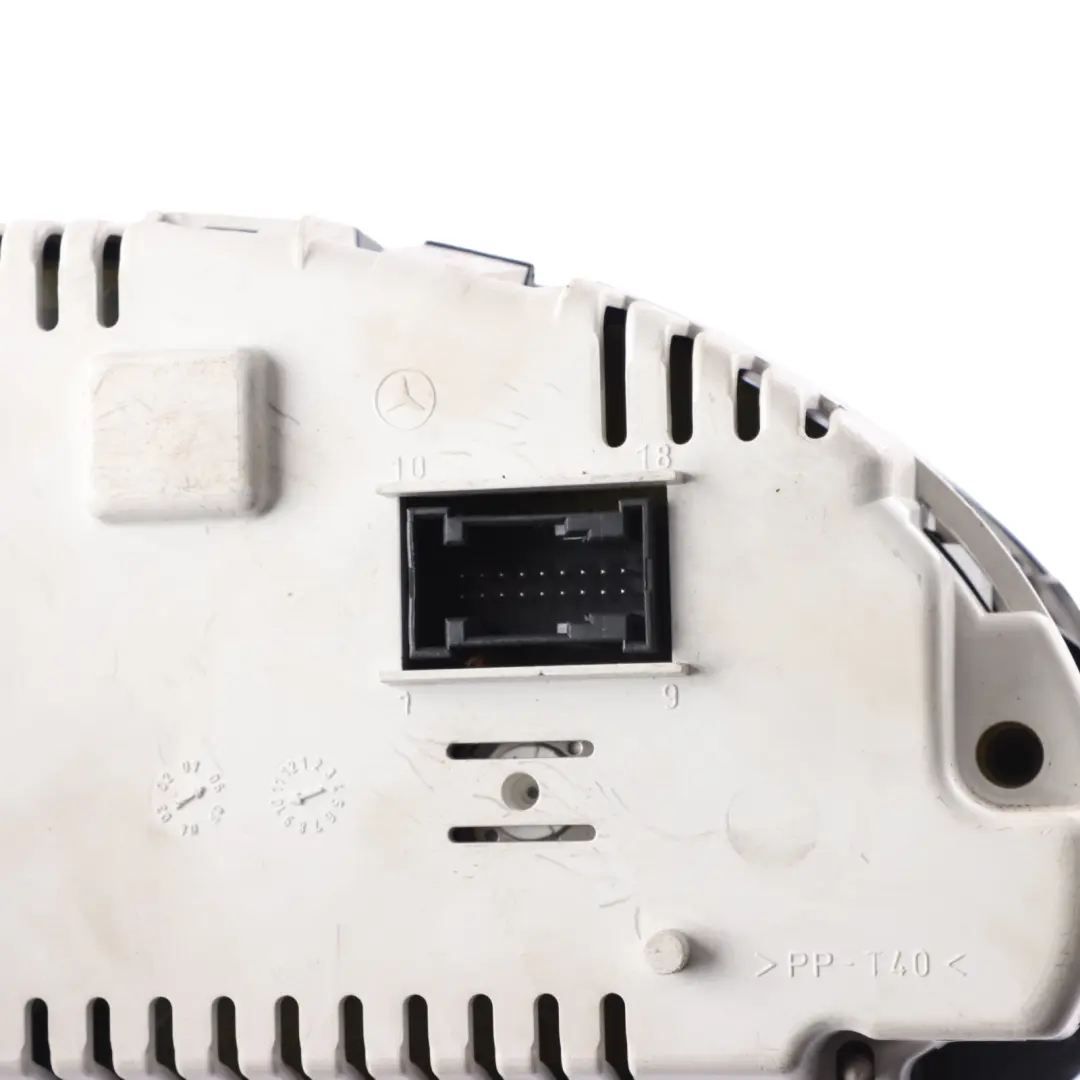 Instrument Cluster Speedo Clocks Manual to Mercedes Vito W639 Diesel with Part number A6394463021 Mercedes Vito W639 Diesel Instrument Cluster Speedo Clocks Manual - SKU RHD-A6394463021-1 - Part number A6394463021