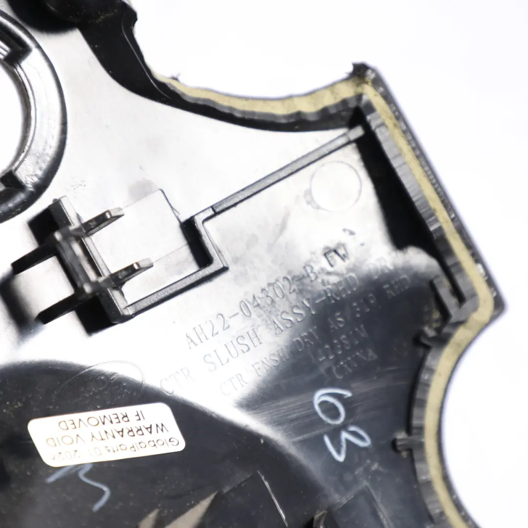 Dashboard Panel Air Vent Right O/S to Land Rover Discovery 4 L319 with Part number AH22-04302-BFW Land Rover Discovery 4 L319 Dashboard Panel Air Vent Right O/S - SKU RHD-AH22-04302-BFW - Part number AH22-04302-BFW