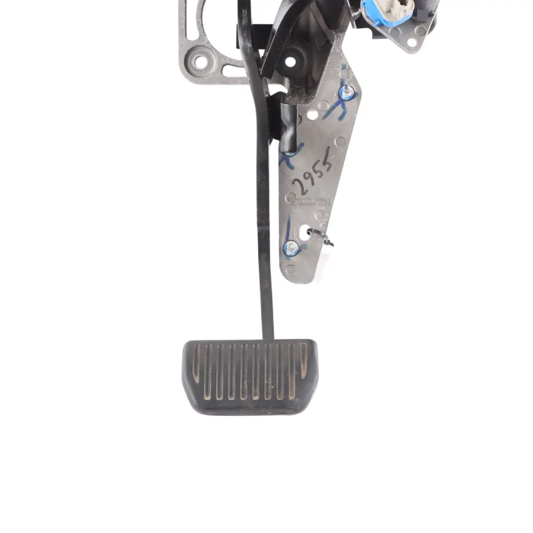 Brake Pedal to Range Rover Evoque L538 Automatic with Part number BJ32-2D094-DB Range Rover Evoque L538 Automatic Brake Pedal - SKU RHD-BJ32-2D094-DB - Part number BJ32-2D094-DB