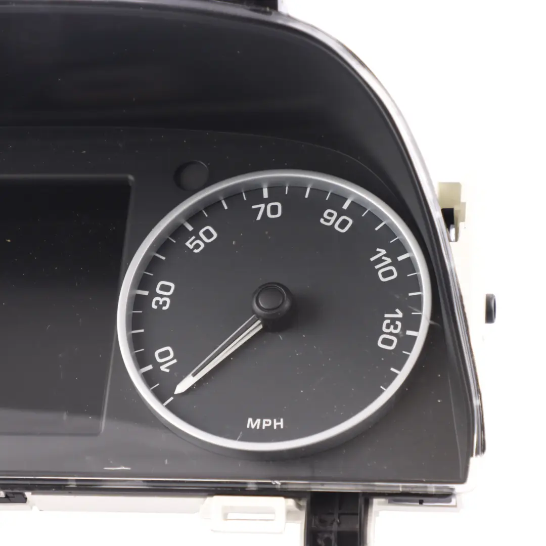 Land Rover Discovery L319 Instrument Cluster Diesel Automatic - SKU RHD-CH22-10849-DD - Part number CH22-10849-DD
