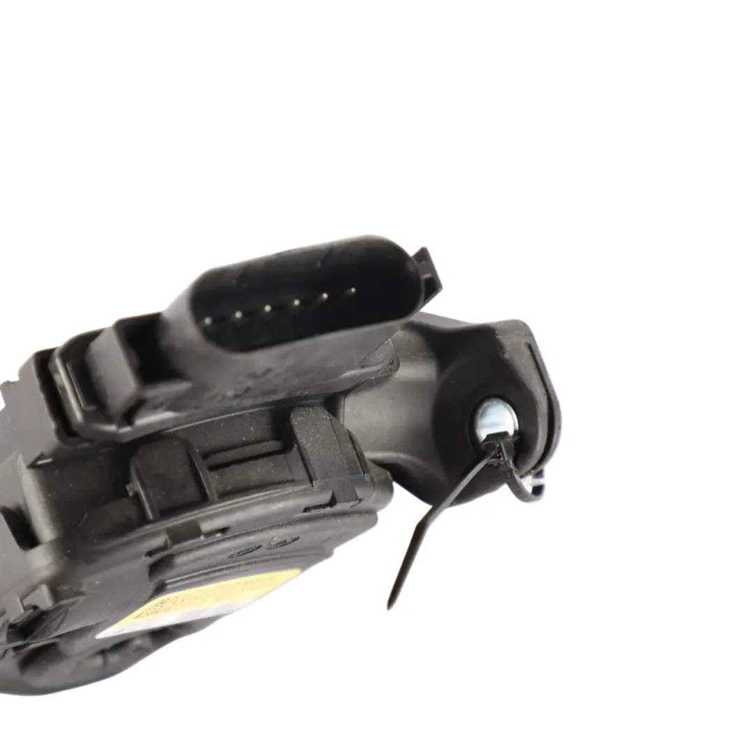 Accelerator Throttle Gas Pedal 2.2 Diesel to Range Rover Evoque L538 with Part number EJ32-9F836-BA Range Rover Evoque L538 Accelerator Throttle Gas Pedal 2.2 Diesel - SKU RHD-EJ32-9F836-BA - Part number EJ32-9F836-BA