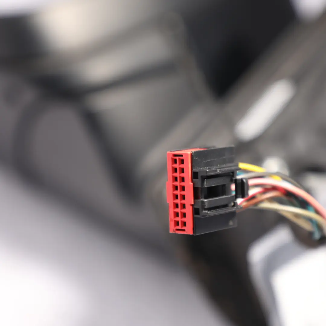 Land Rover Discovery 4 L319 Wing Mirror Electric Left N/S Santorini Black - 820 - SKU RHD-LR013767-SAB - Part number LR013767