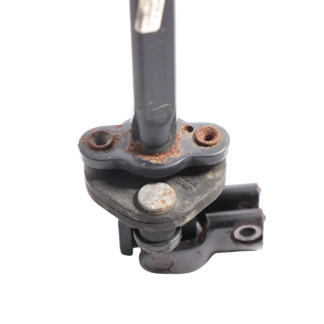 Lower Steering Column Shaft to Land Rover Discovery 4 L319 with Part number QMN500240 Land Rover Discovery 4 L319 Lower Steering Column Shaft - SKU RHD-QMN500240 - Part number QMN500240