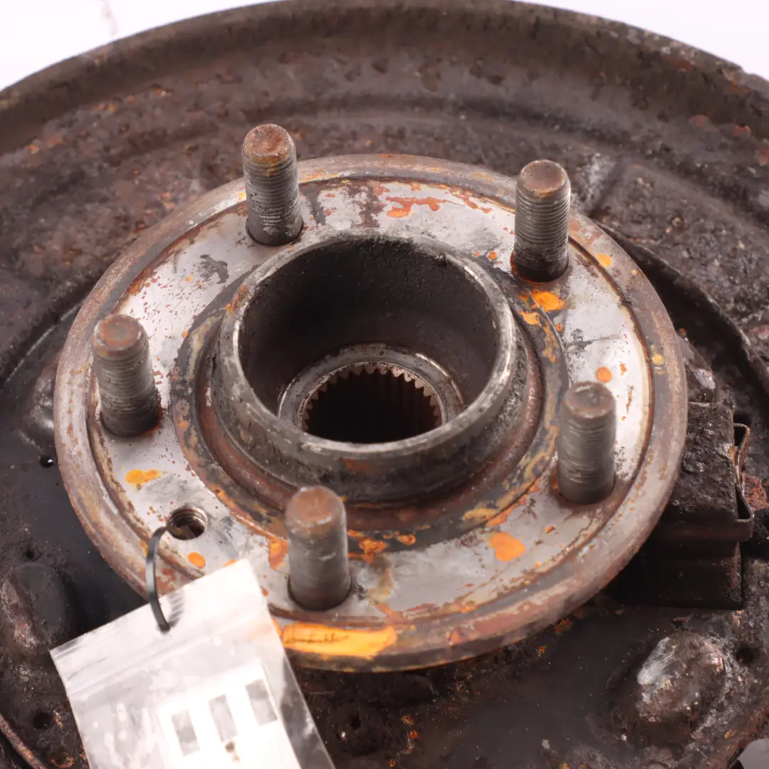 Left N/S Steering Wheel Knuckle to Land Rover Discovery 4 L319 Rear with Part number RLH500130 Land Rover Discovery 4 L319 Rear Left N/S Steering Wheel Knuckle - SKU RLH500130 - Part number RLH500130