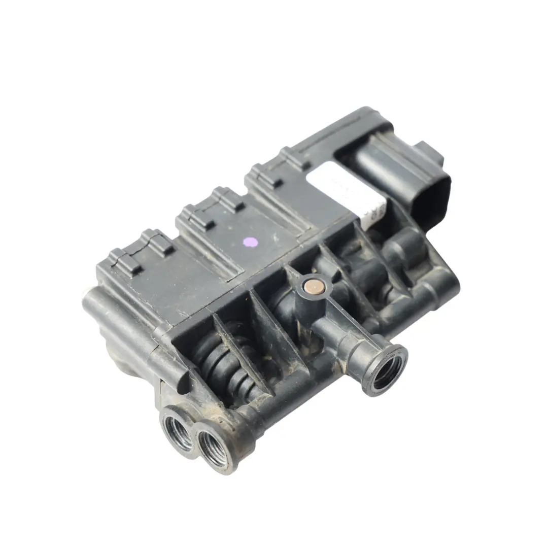 Valvola Sospensione Controllo Blocco per Land Rover Discovery 3 L319 con numero di parte RVH000095 Land Rover Discovery 3 L319 Valvola Sospensione Controllo Blocco - SKU RVH000095 - Numero di parte RVH000095