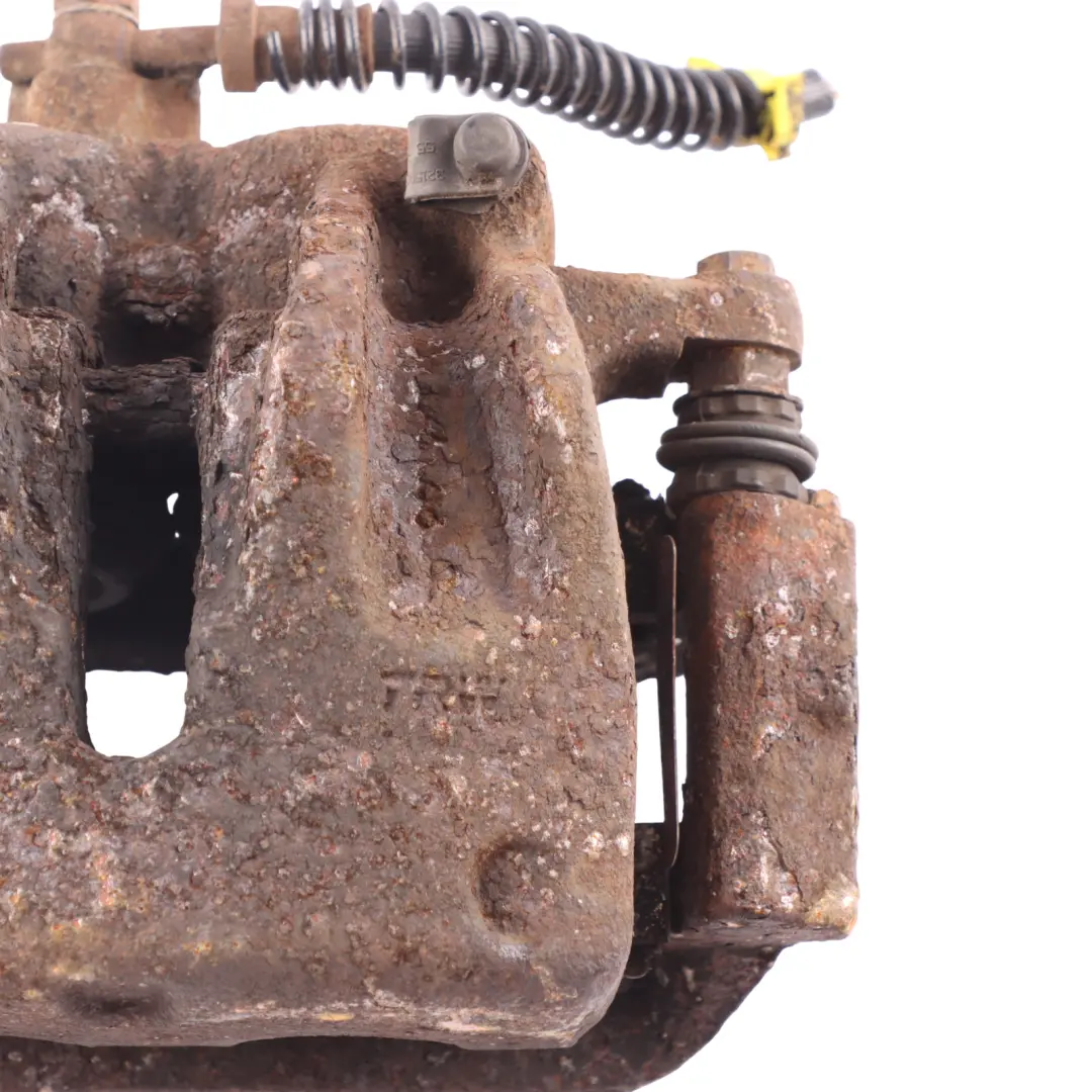 Brake Caliper Front Right O/S to Land Rover Discovery L319 with Part number SEG500040 Land Rover Discovery L319 Brake Caliper Front Right O/S - SKU SEG500040 - Part number SEG500040