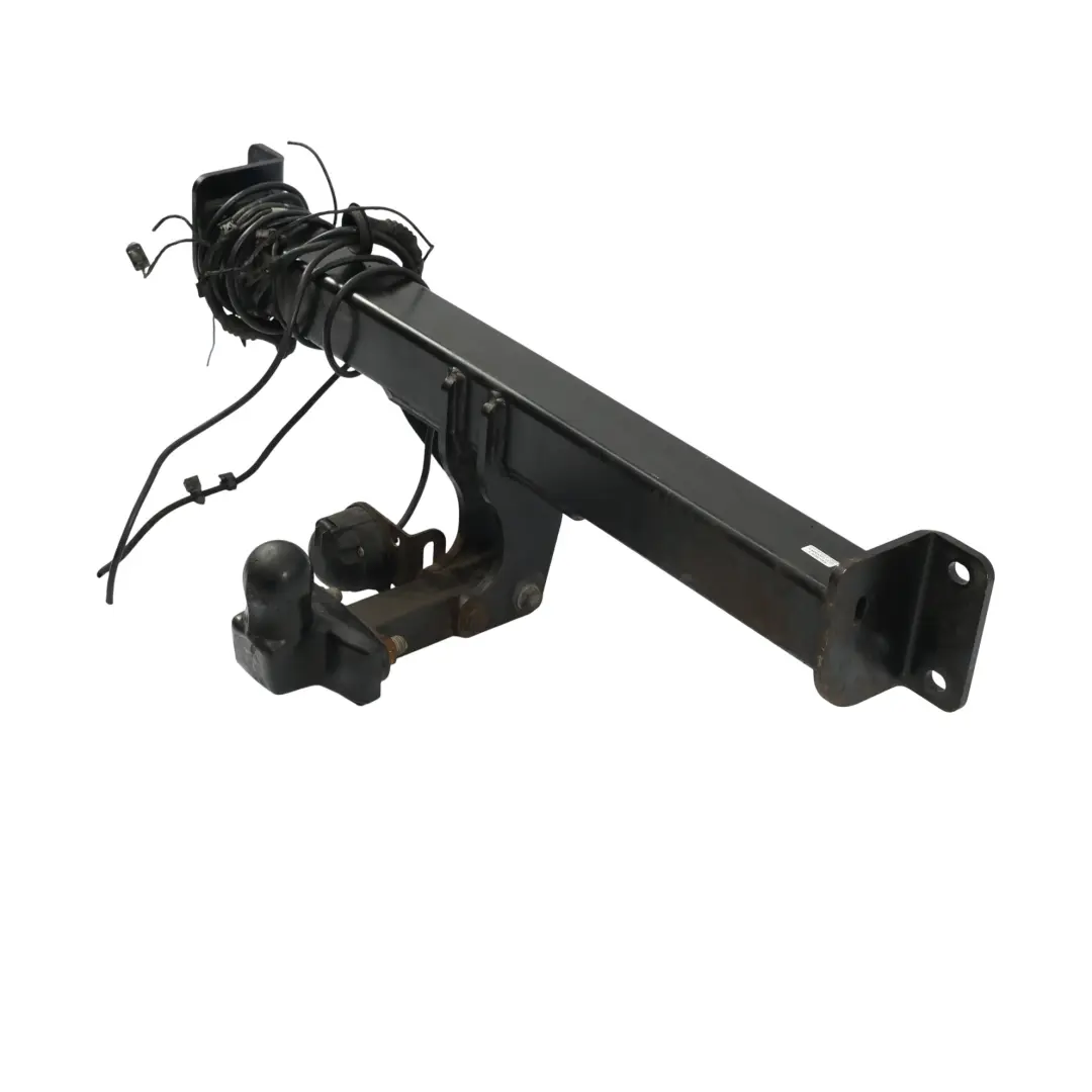 Hak Holowniczy Tow-Trust Belka Haka Holowniczego do BMW X3 E83 o numerze TBM911 BMW X3 E83 Hak Holowniczy Tow-Trust Belka Haka Holowniczego - SKU TBM911 - Numer Części TBM911