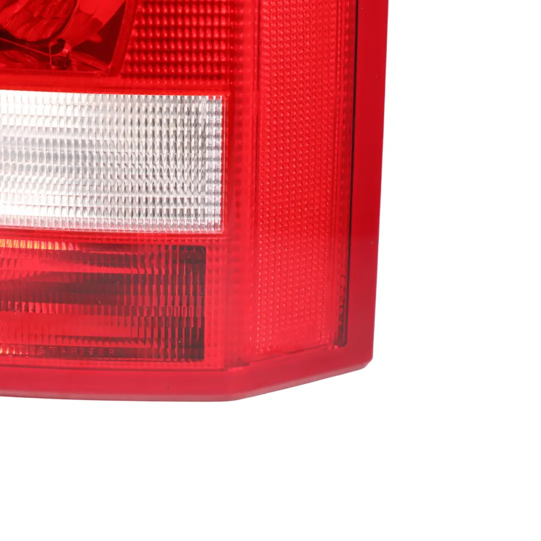 Land Rover Discovery 3 L319 Rear Tail Light Taillamp Right O/S - SKU XFB000563 - Part number XFB000563