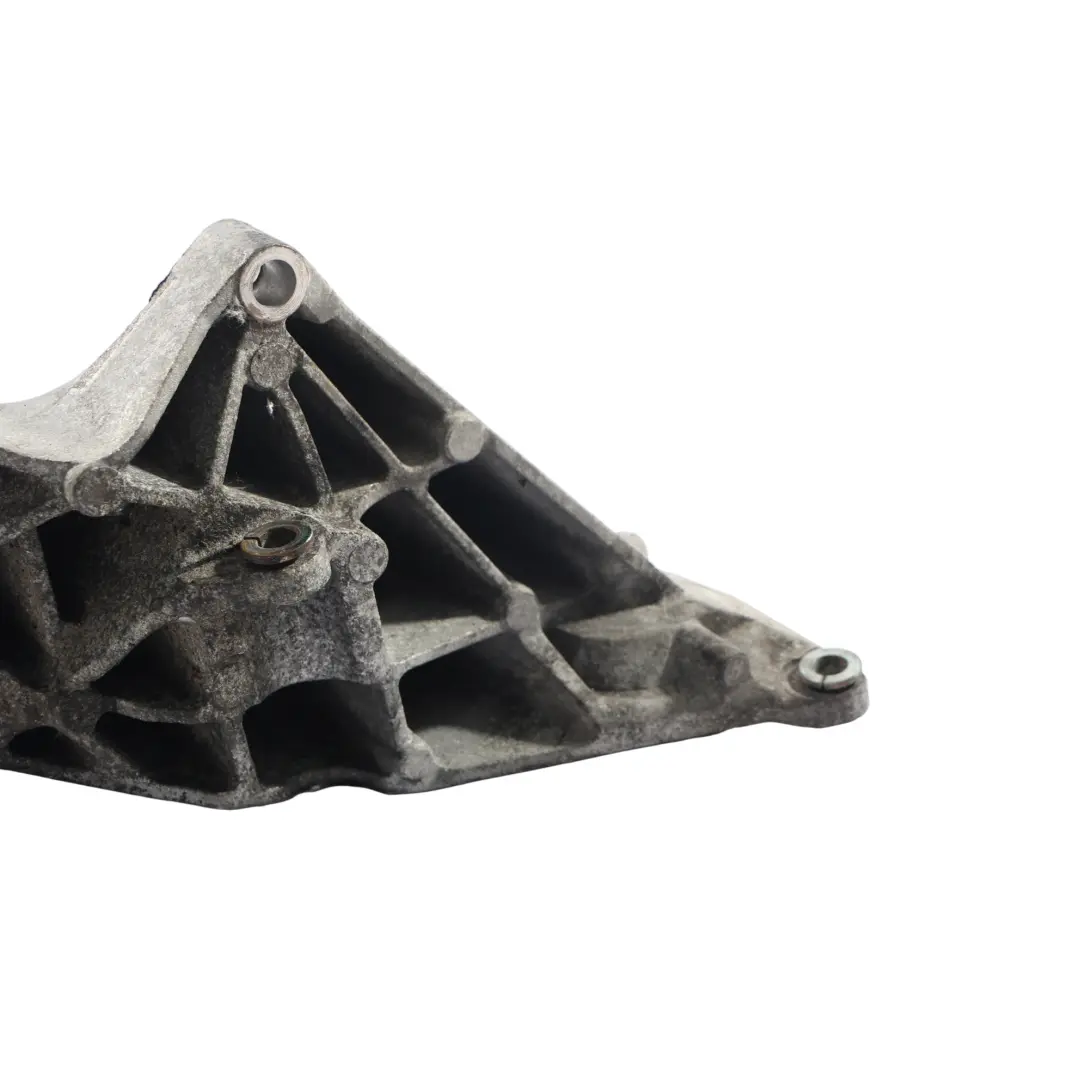 276DT Soporte Del Alternador 4H2Q-10239-EC para Land Rover Discovery 3 L319 con número de pieza YLU500590 Land Rover Discovery 3 L319 276DT Soporte Del Alternador 4H2Q-10239-EC - SKU YLU500590 - Número de pieza YLU500590