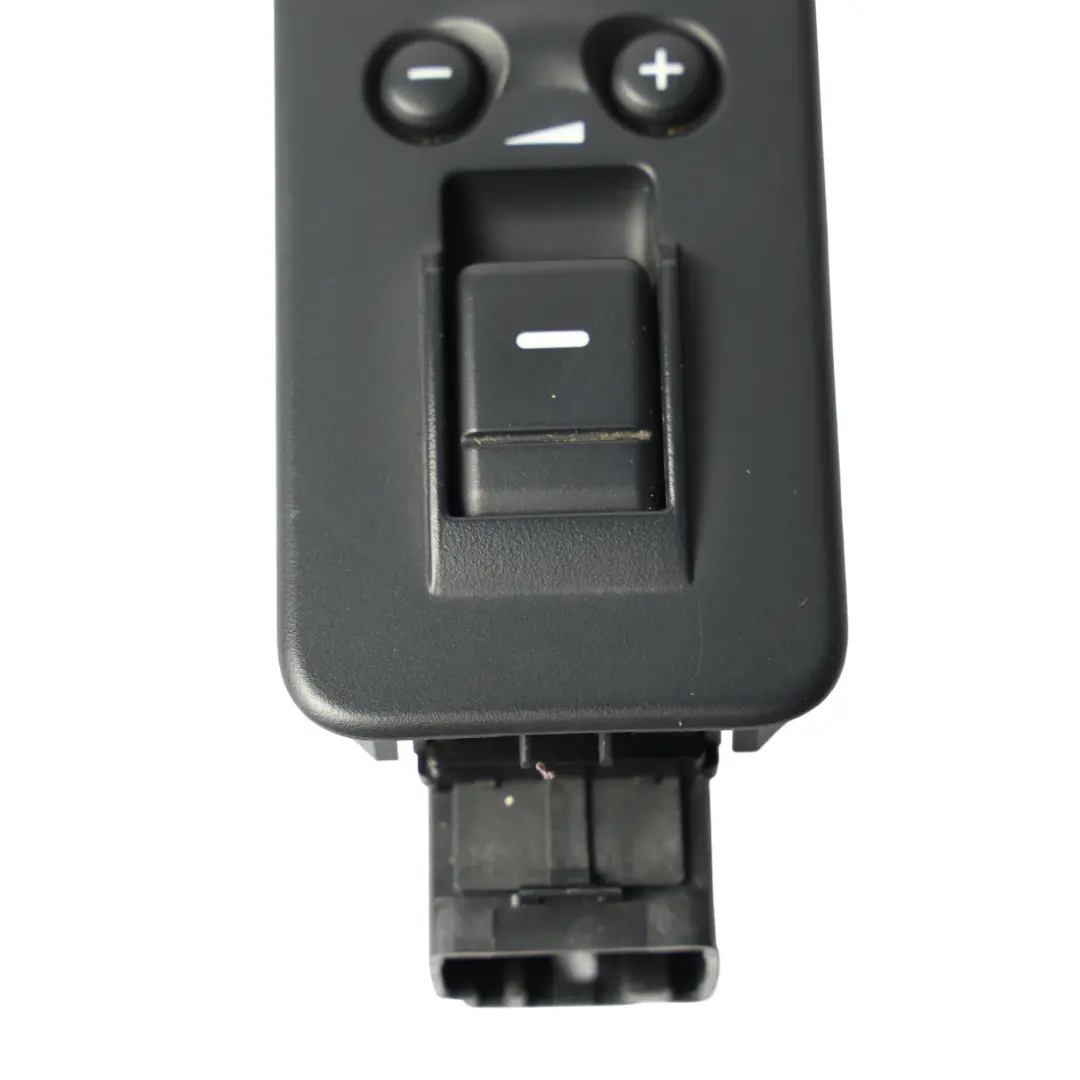 Elevalunas Radio Panel Trasero para Land Rover Discovery 3 L319 con número de pieza YUD501080PVJ Land Rover Discovery 3 L319 Elevalunas Radio Panel Trasero - SKU YUD5-01080-PVJ - Número de pieza YUD501080PVJ