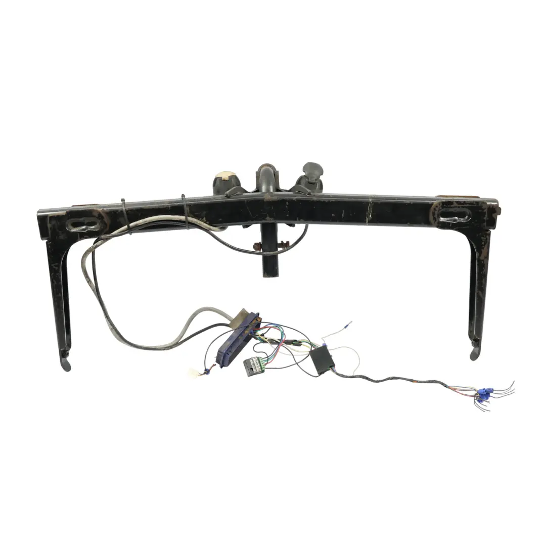 Westfalia Hak Holowniczy Przyczepy Elektryczny do Skoda Yeti 5L o numerze Z1045L0601 Skoda Yeti 5L Westfalia Hak Holowniczy Przyczepy Elektryczny - SKU Z1045L0601 - Numer Części Z1045L0601