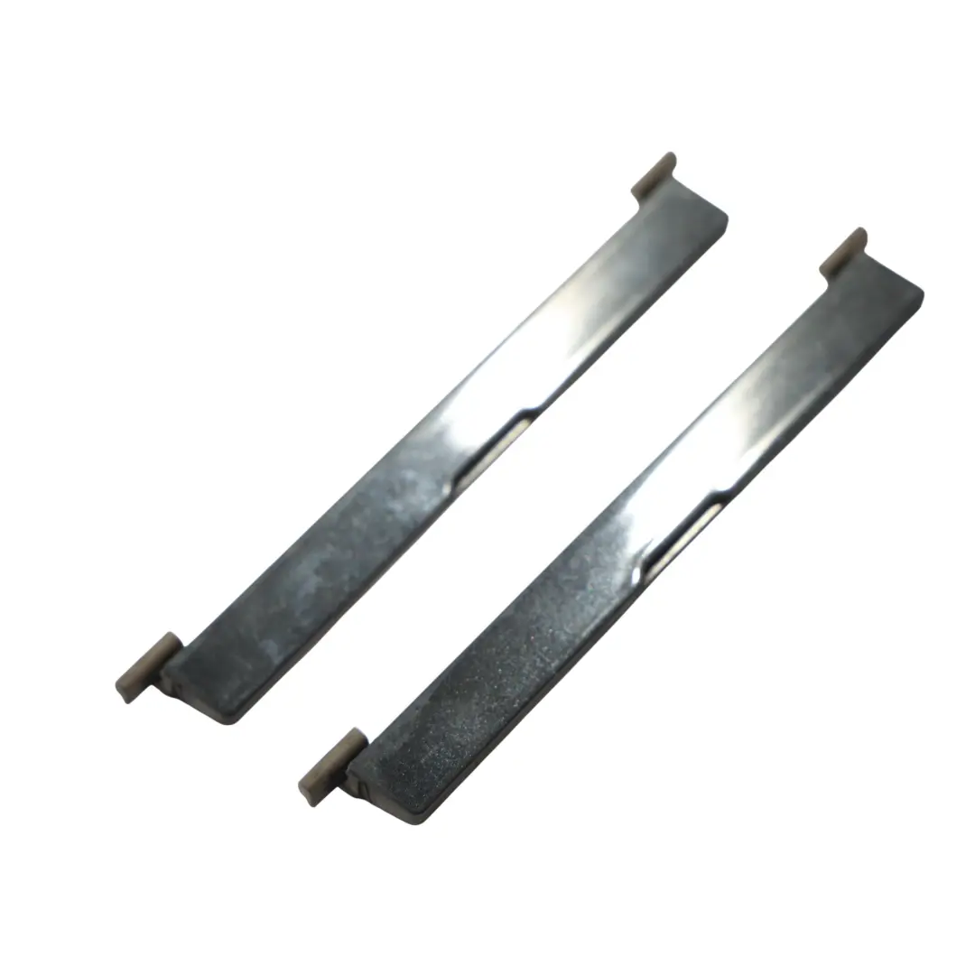 Dachreling Reling Trim Abdeckung Links Schwarz Saphir - 475 für BMW E81 E87 mit Teilenummer 0032701 BMW E81 E87 Dachreling Reling Trim Abdeckung Links Schwarz Saphir - 475 - SKU 0032701-BS1 - Teilenummer 0032701