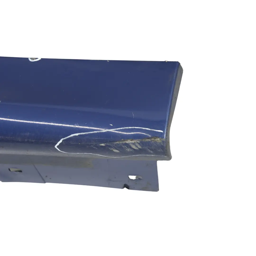 Sill Strip Faldon Lateral Derecho Le Mans Azul - 381 para BMW E90 LCI M Sport con número de pieza 0037230 BMW E90 LCI M Sport Sill Strip Faldon Lateral Derecho Le Mans Azul - 381 - SKU 0037230-LMB - Número de pieza 0037230