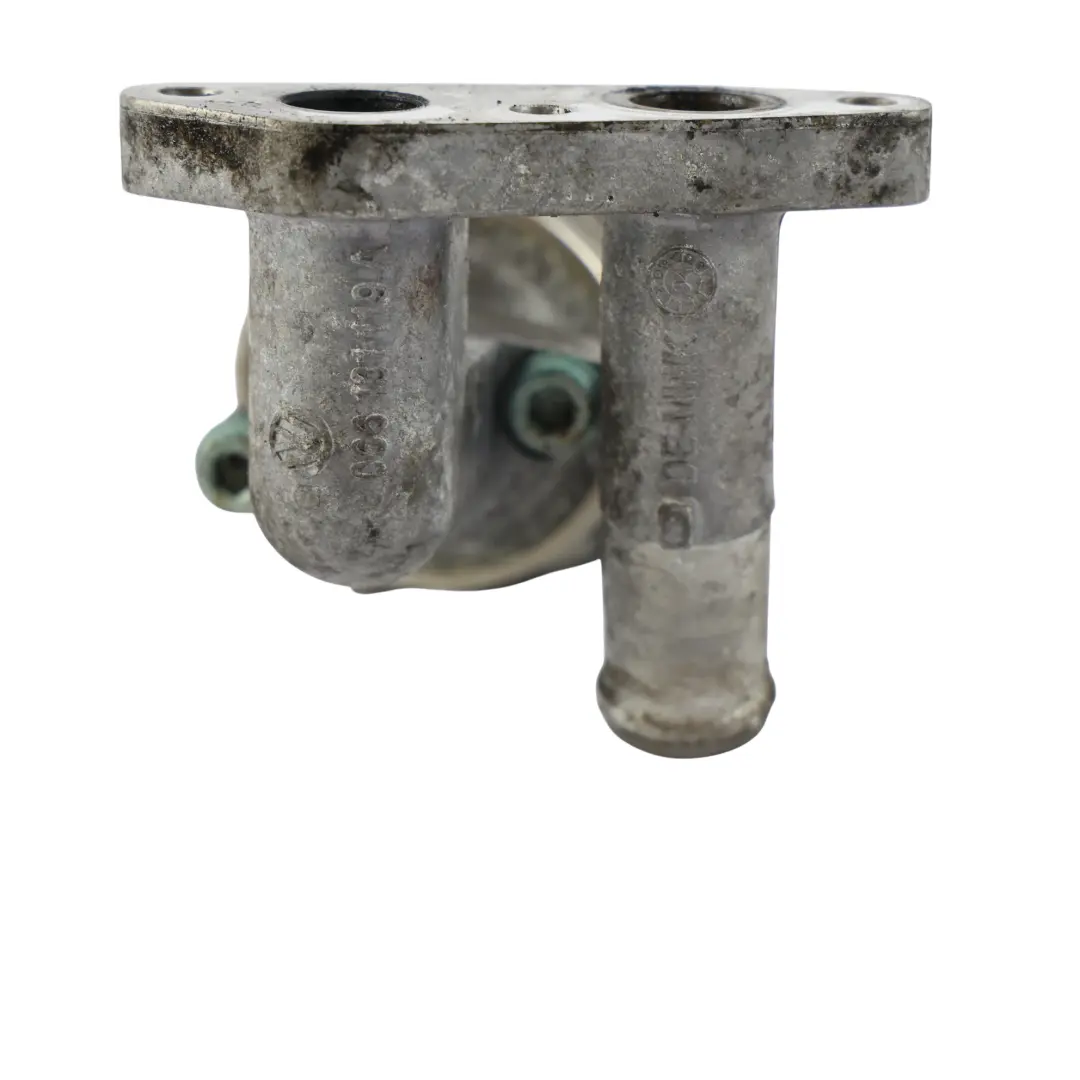 Volkswagen Touareg 7L Motore EGR Tubo Valvola Flangia 3.2 BMV Benzina - SKU 022131101B - Numero di parte 022131101B