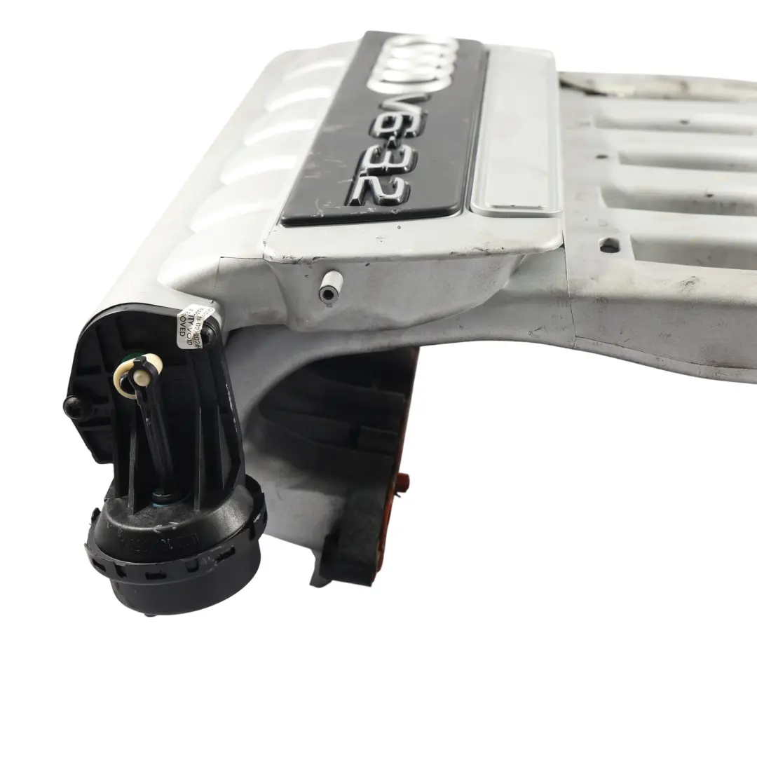 8N Tubo Collettore Aspirazione Motore 3.2 per Audi A3 8P TT con numero di parte 022133201AH Audi A3 8P TT 8N Tubo Collettore Aspirazione Motore 3.2 - SKU 022133201AH - Numero di parte 022133201AH