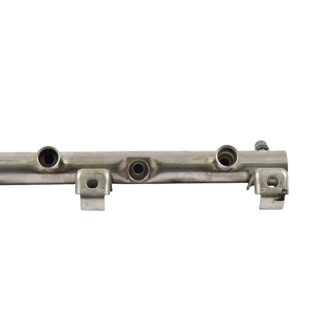 7L Porsche Cayenne Tubo Della Linea Alimentazione 022133315J per Volkswagen Touareg con numero di parte 022133317J Volkswagen Touareg 7L Porsche Cayenne Tubo Della Linea Alimentazione 022133315J - SKU 022133317J - Numero di parte 022133317J