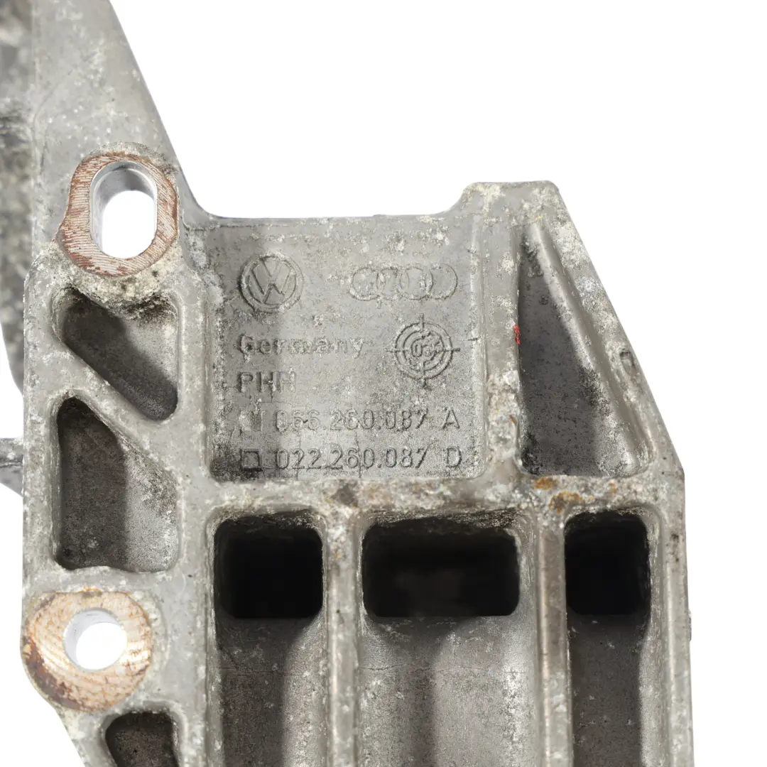 8N Lichtmaschine Halterung Träger 3.2 für Volkswagen Audi TT mit Teilenummer 022260087D Volkswagen Audi TT 8N Lichtmaschine Halterung Träger 3.2 - SKU 022260087D - Teilenummer 022260087D