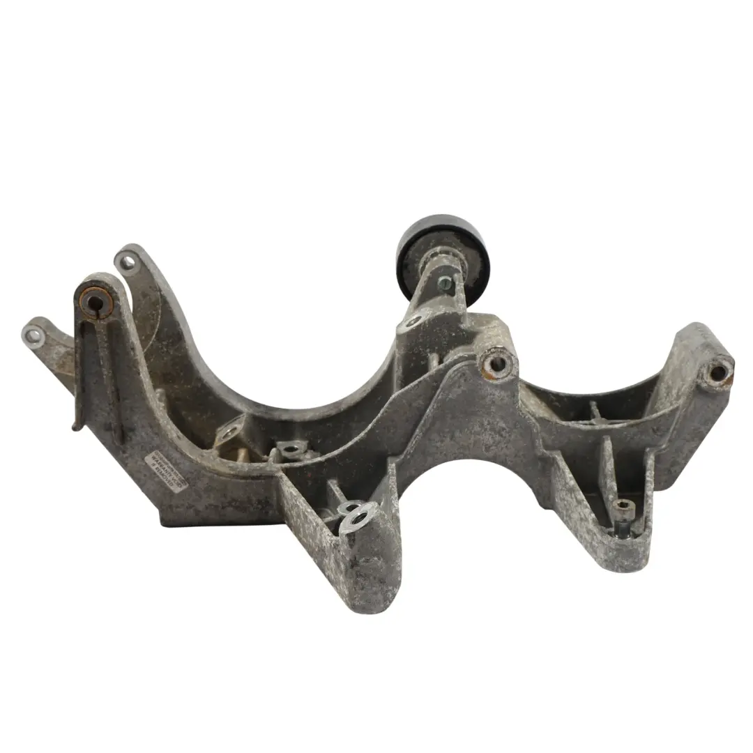 7L Support De Fixation D'Alternateur pour Volkswagen Touareg à propos du numéro de pièce 022260087F Volkswagen Touareg 7L Support De Fixation D'Alternateur - SKU 022260087F - Numéro de pièce 022260087F